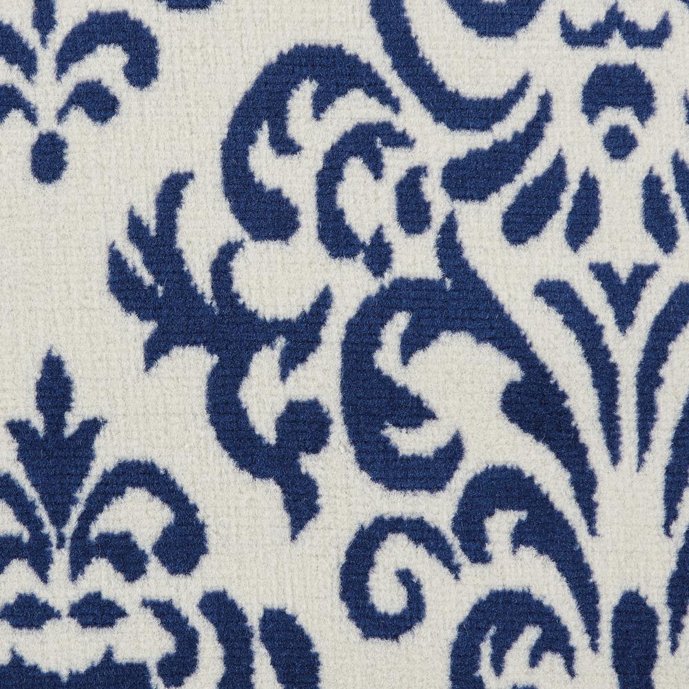 Transitional Rectangle Area Rug, 4' x 6'. Picture 6