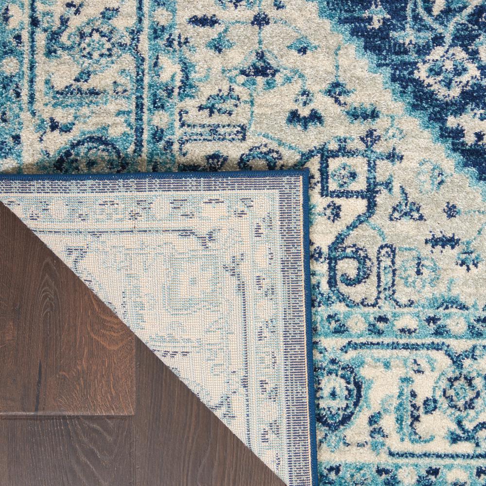 Vintage Rectangle Area Rug, 5' x 7'. Picture 4