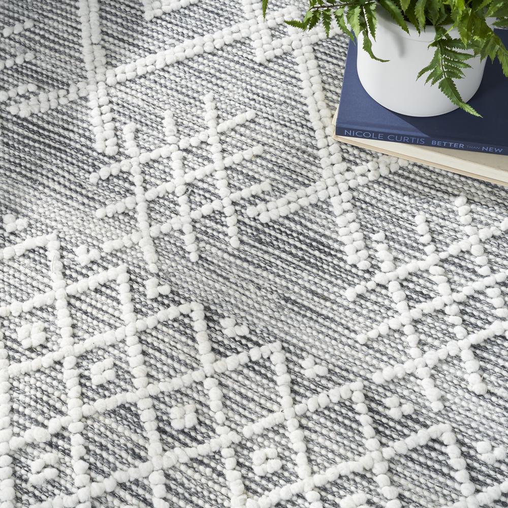 Bohemian Rectangle Area Rug, 4' x 6'. Picture 9