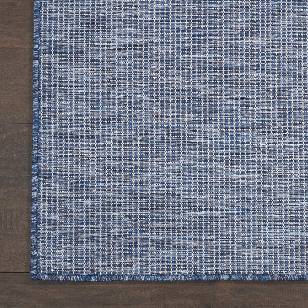 Modern Rectangle Area Rug, 4' x 6'. Picture 4