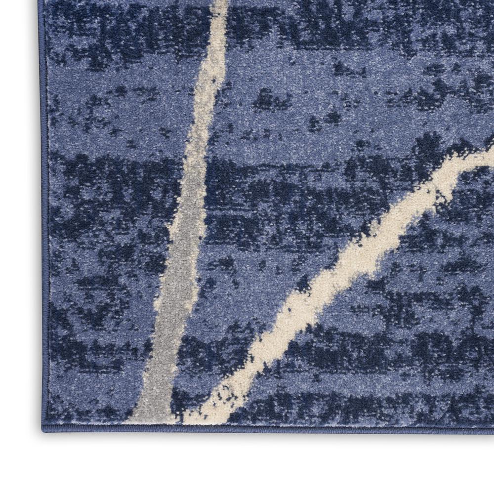 Modern Runner Area Rug, 7' Runner. Picture 4