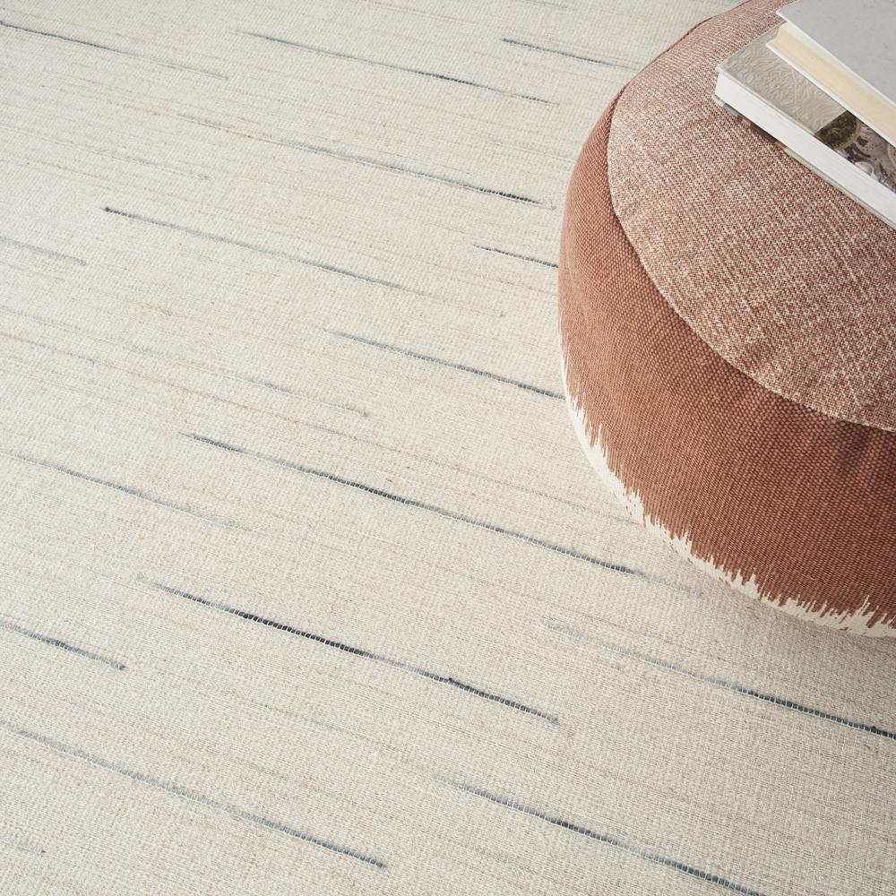 Nourison Interweave -Area Rug Ivory, IWV01. Picture 8