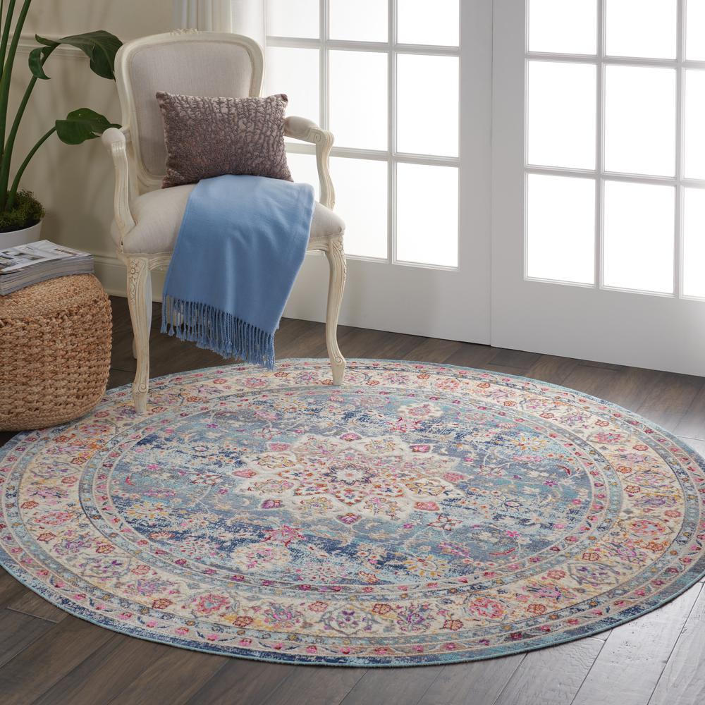 Vintage Round Area Rug, 6' x Round. Picture 9