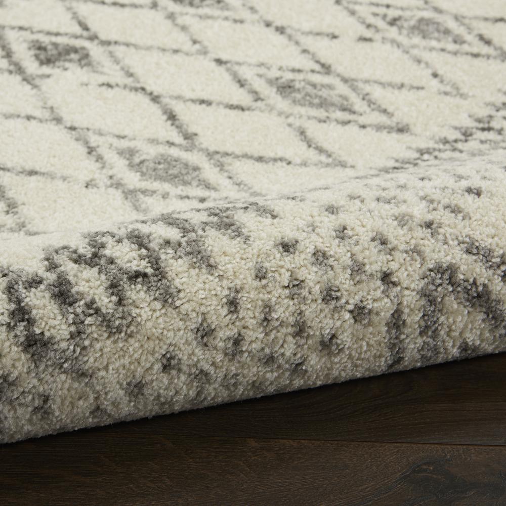 Bohemian Rectangle Area Rug, 5' x 7'. Picture 7