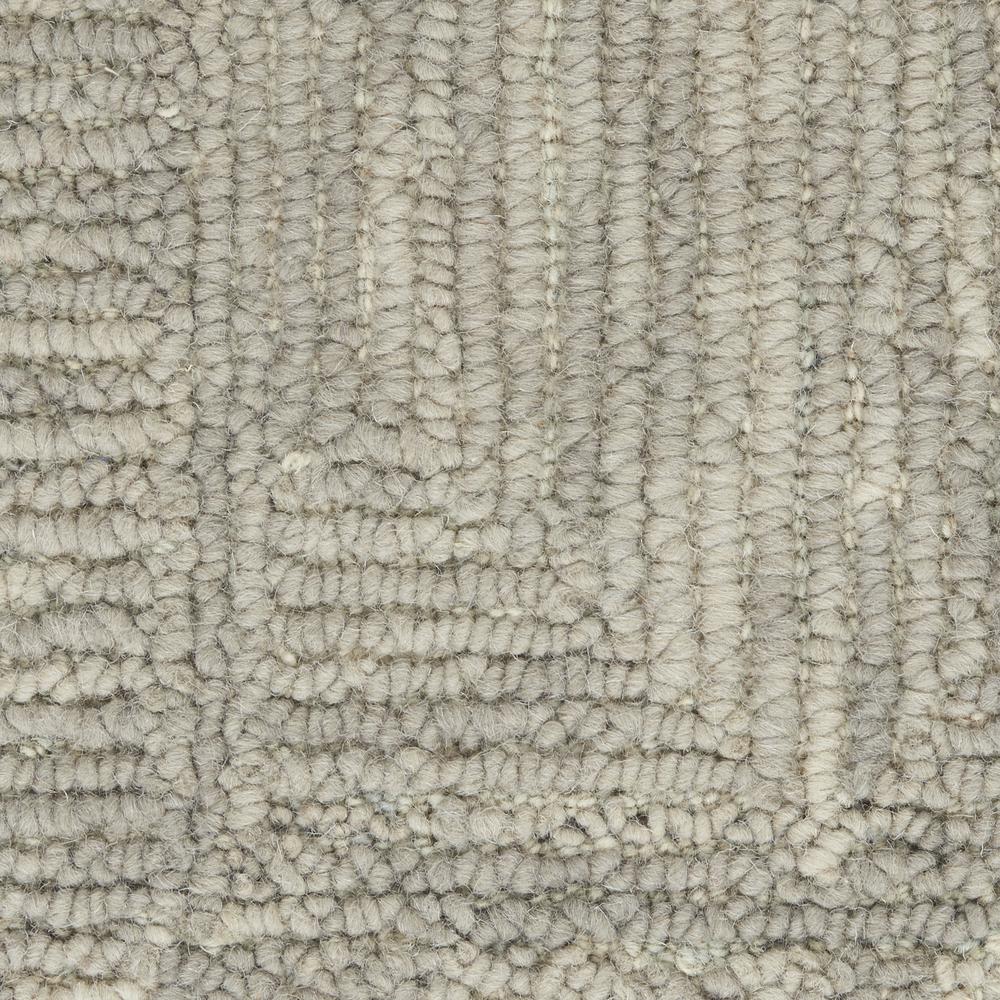 Modern Rectangle Area Rug, 5' x 7'. Picture 7