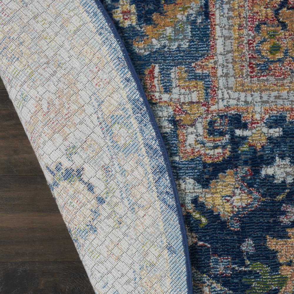 Vintage Round Area Rug, 4' x Round. Picture 3