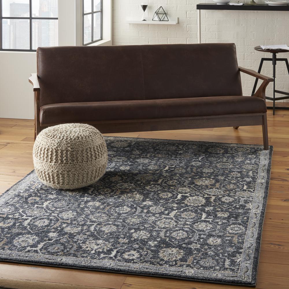 Vintage Rectangle Area Rug, 4' x 6'. Picture 10