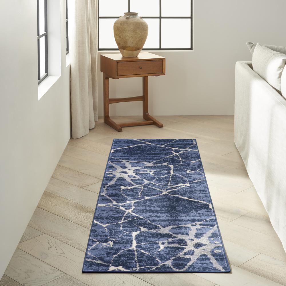 Modern Runner Area Rug, 7' Runner. Picture 2