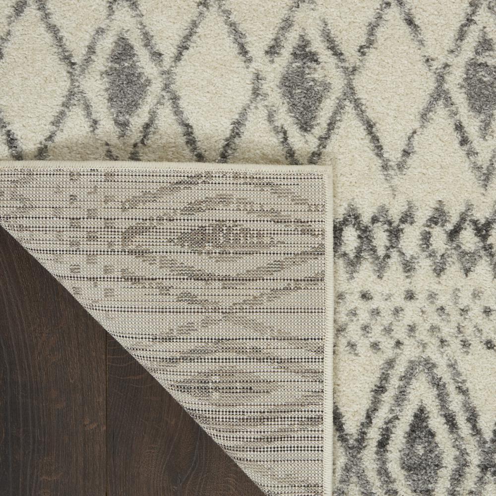 Bohemian Rectangle Area Rug, 5' x 7'. Picture 3