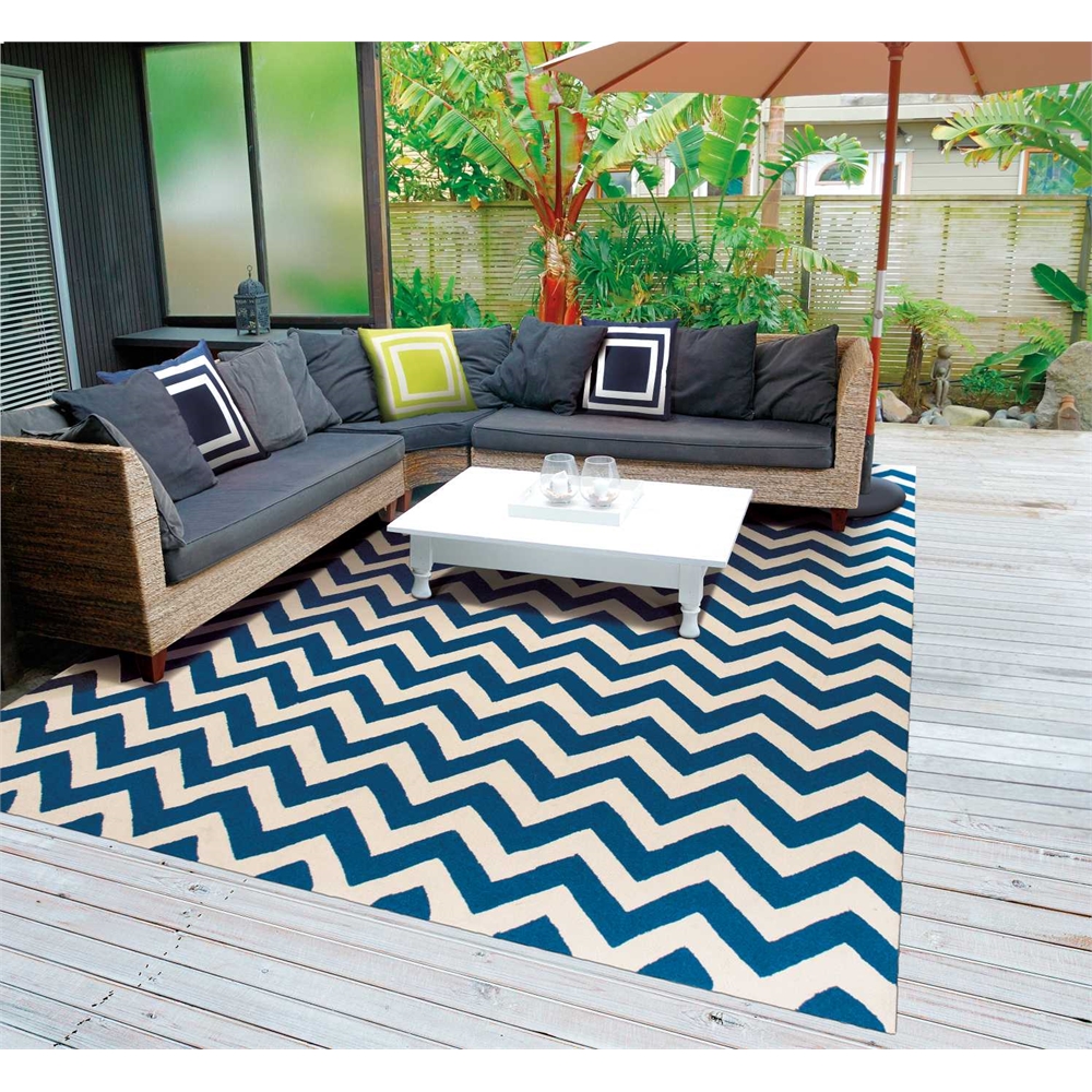 Portico Navy Indoor/Outdoor Area Rug. Picture 2