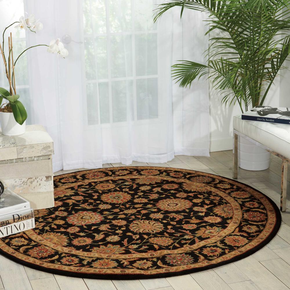 Round Traditional Machine Made Area Rug. Picture 2