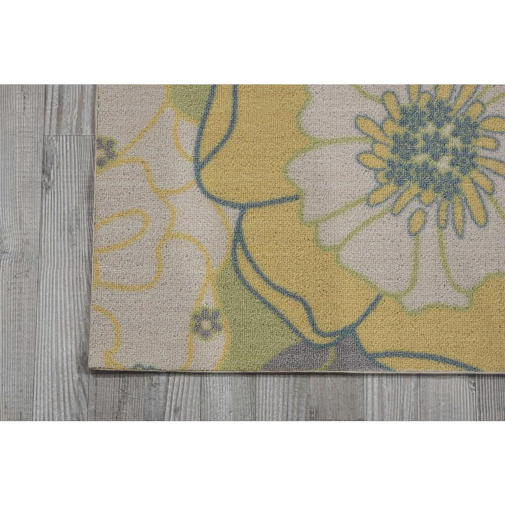 Home & Garden Area Rug, Green, 2'3" x 3'9". Picture 3
