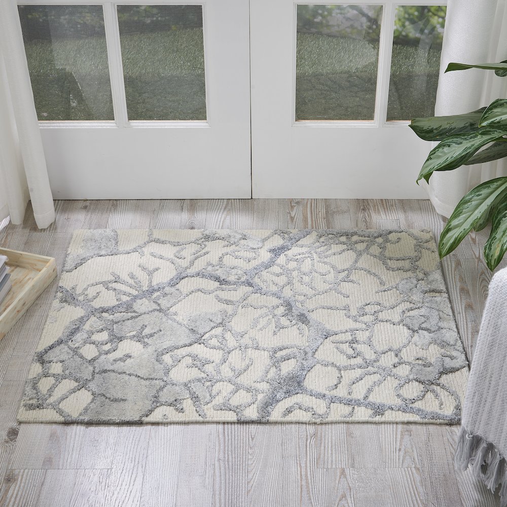 Divine Ivory Area Rug. Picture 2