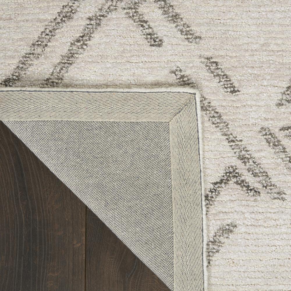 Nourison Venosa Area Rug, Ivory/Grey, 3'9" x 5'9", VSN01. Picture 3