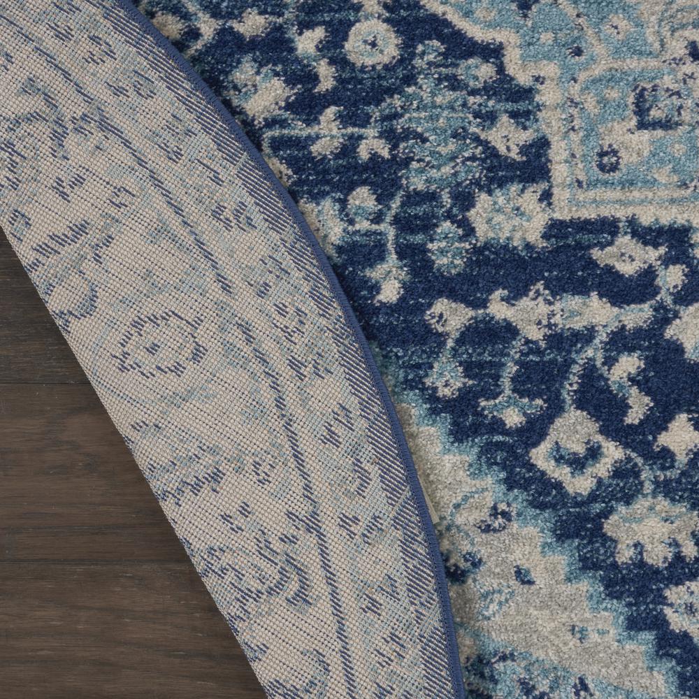 Vintage Round Area Rug, 5' x Round. Picture 3