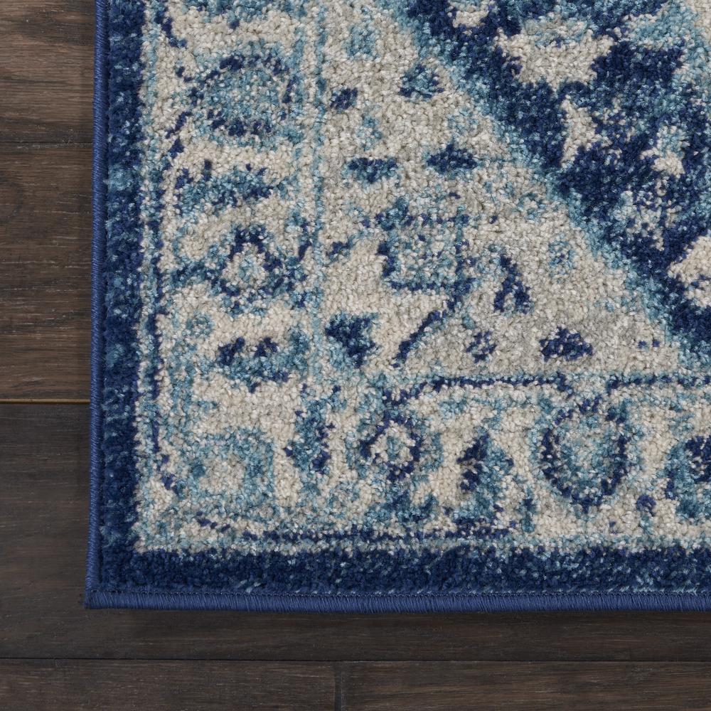 Vintage Rectangle Area Rug, 2' x 4'. Picture 5