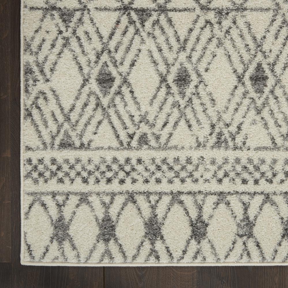Bohemian Rectangle Area Rug, 5' x 7'. Picture 5