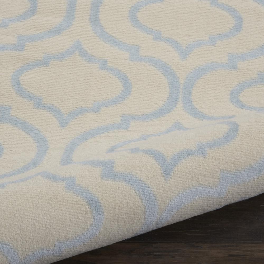 Contemporary Runner Area Rug, 7' Runner. Picture 7