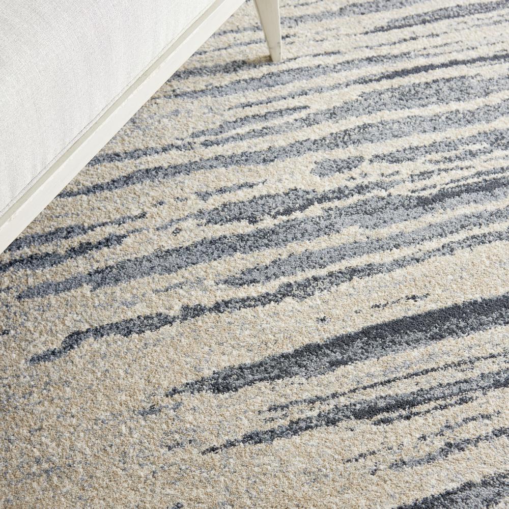 Modern Rectangle Area Rug, 5' x 7'. Picture 9