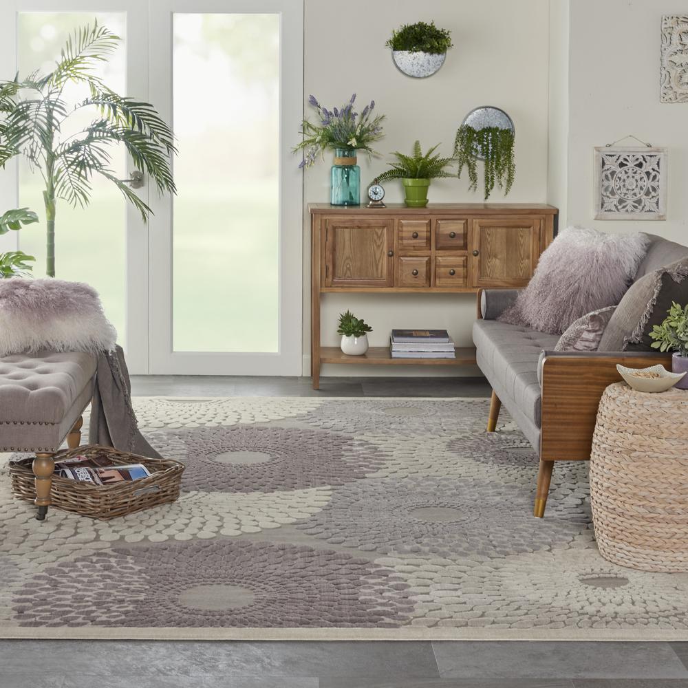 Graphic Illusions Area Rug, Grey, 6'7" x 9'6". Picture 2
