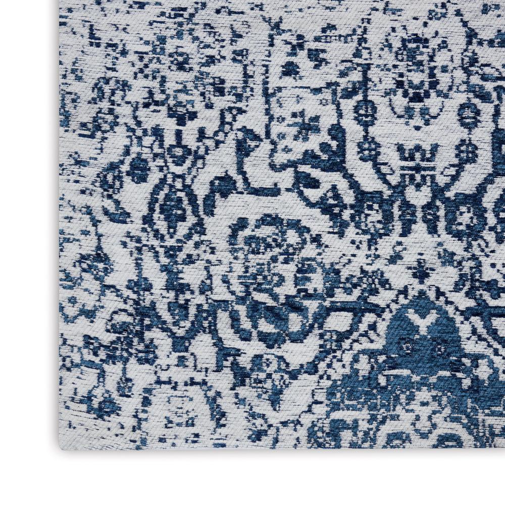 Vintage Rectangle Area Rug, 5' x 7'. Picture 5