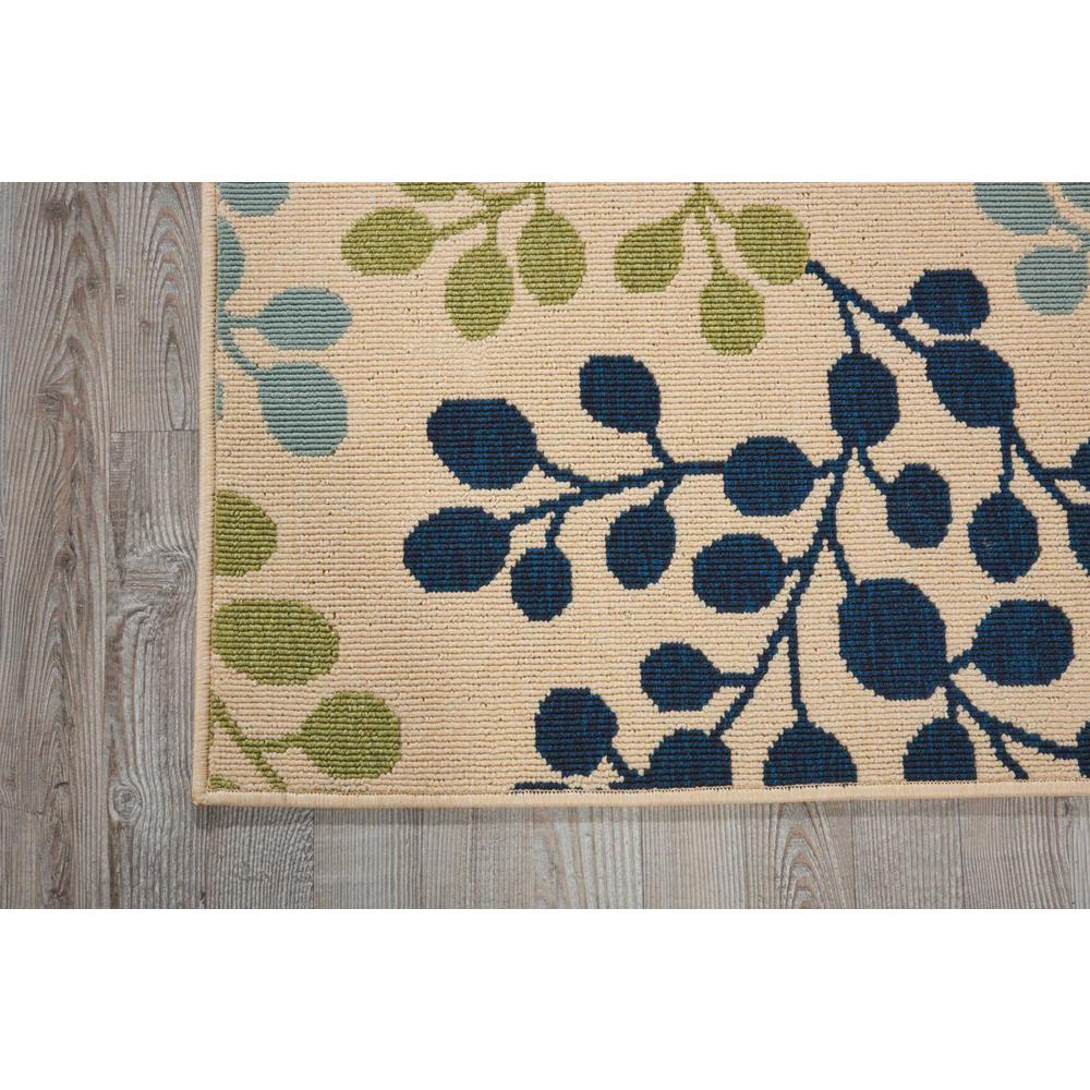 Caribbean Area Rug, Ivory, 2'3" x 7'6". Picture 3