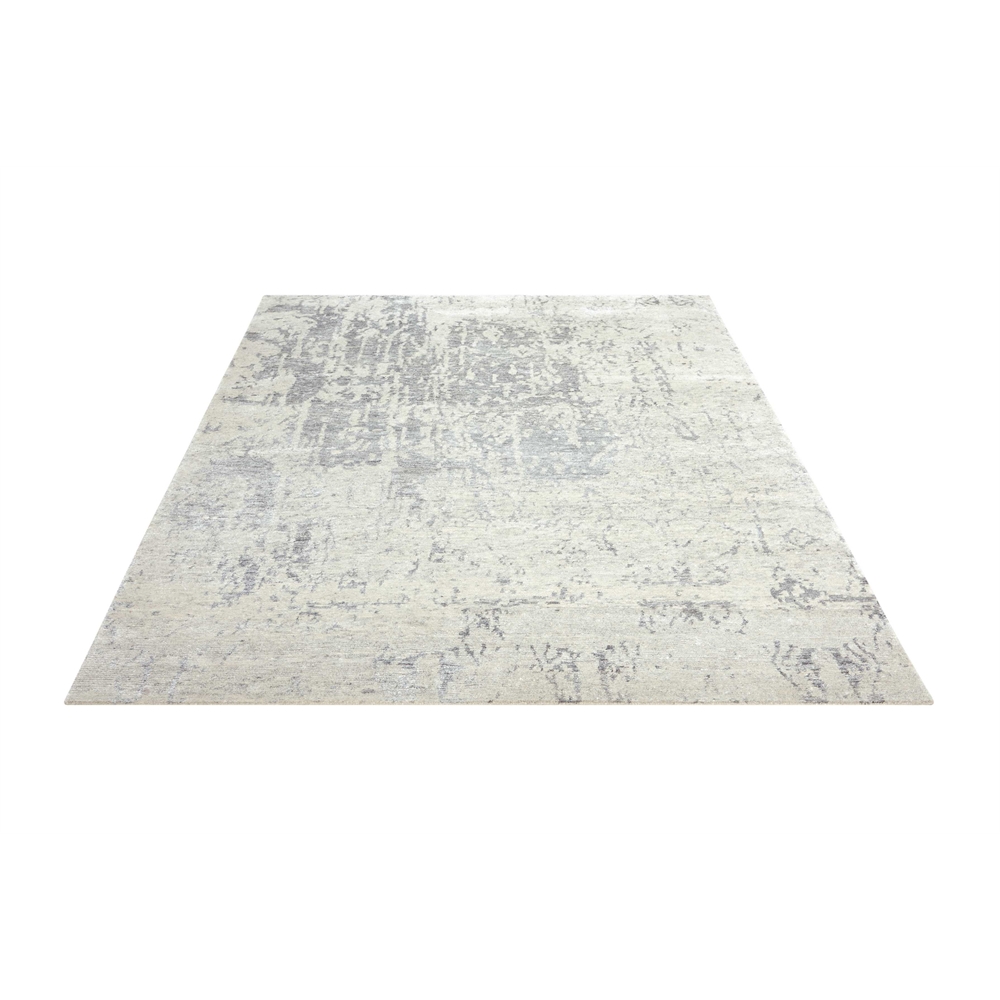 Silk Shadows Sterling Area Rug. Picture 5