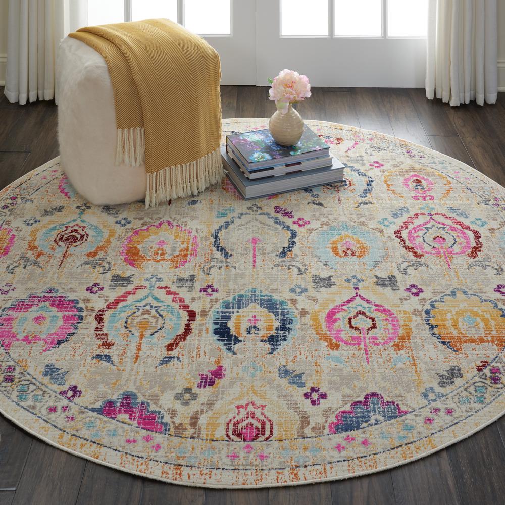 Vintage Round Area Rug, 6' x Round. Picture 2