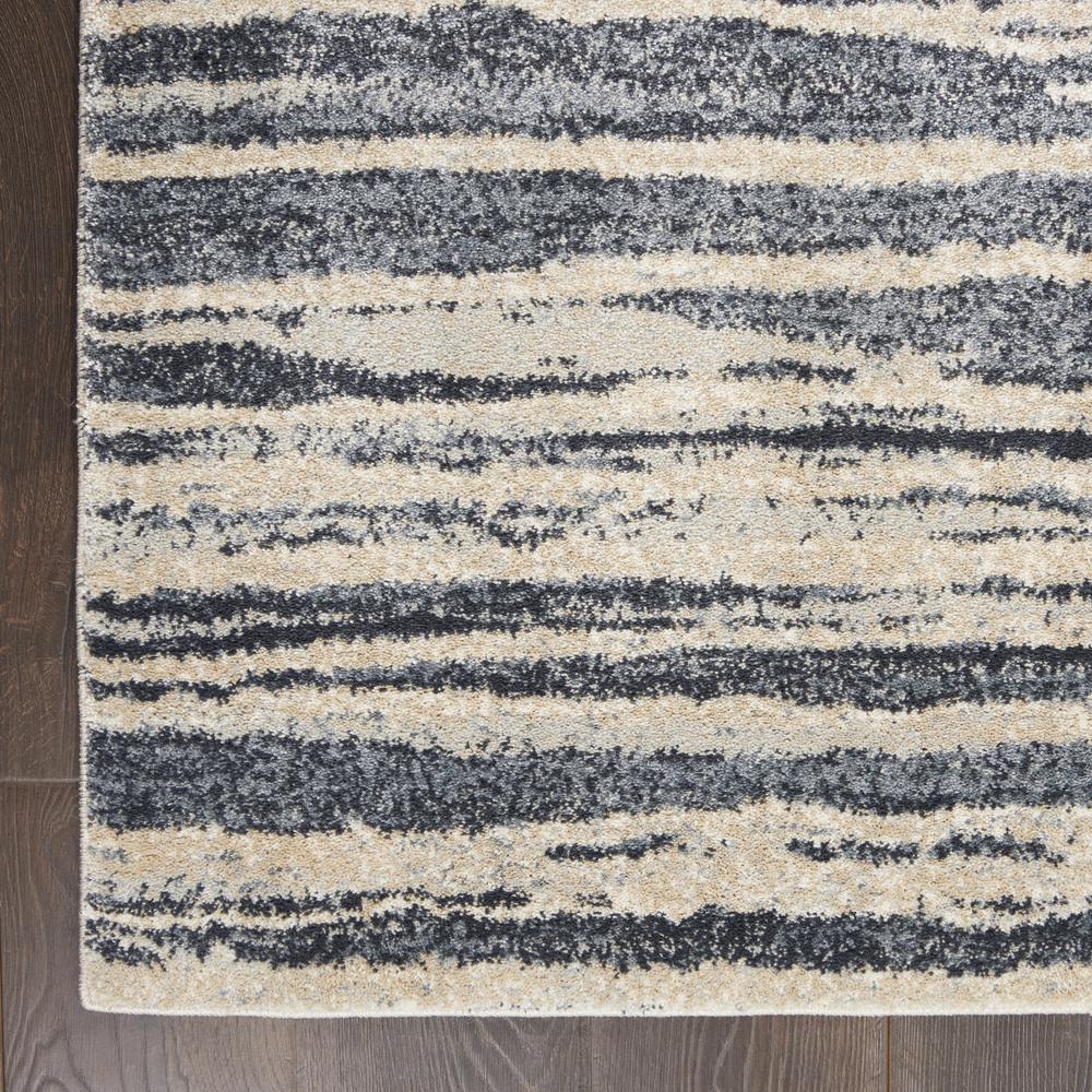 Modern Rectangle Area Rug, 5' x 7'. Picture 5
