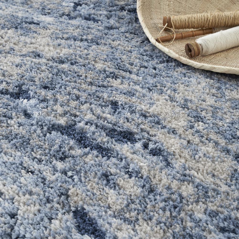 Shag Rectangle Area Rug, 4' x 6'. Picture 8