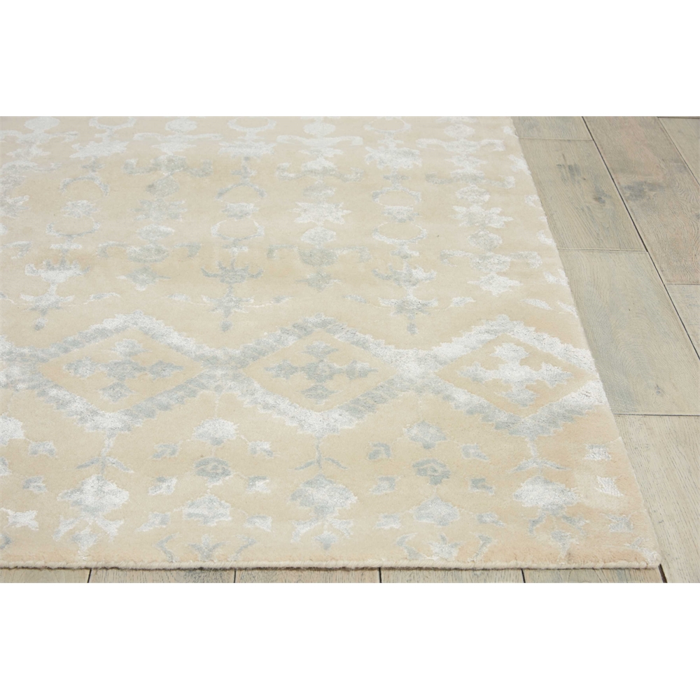 Symphony Ivory Area Rug. Picture 3