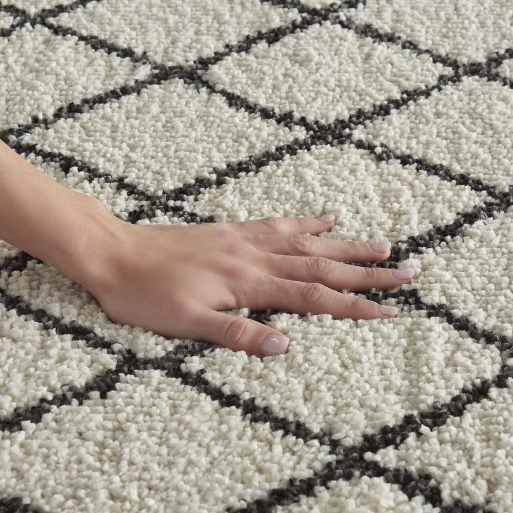 Nourison Home Geometric Shag Area Rug. Picture 10