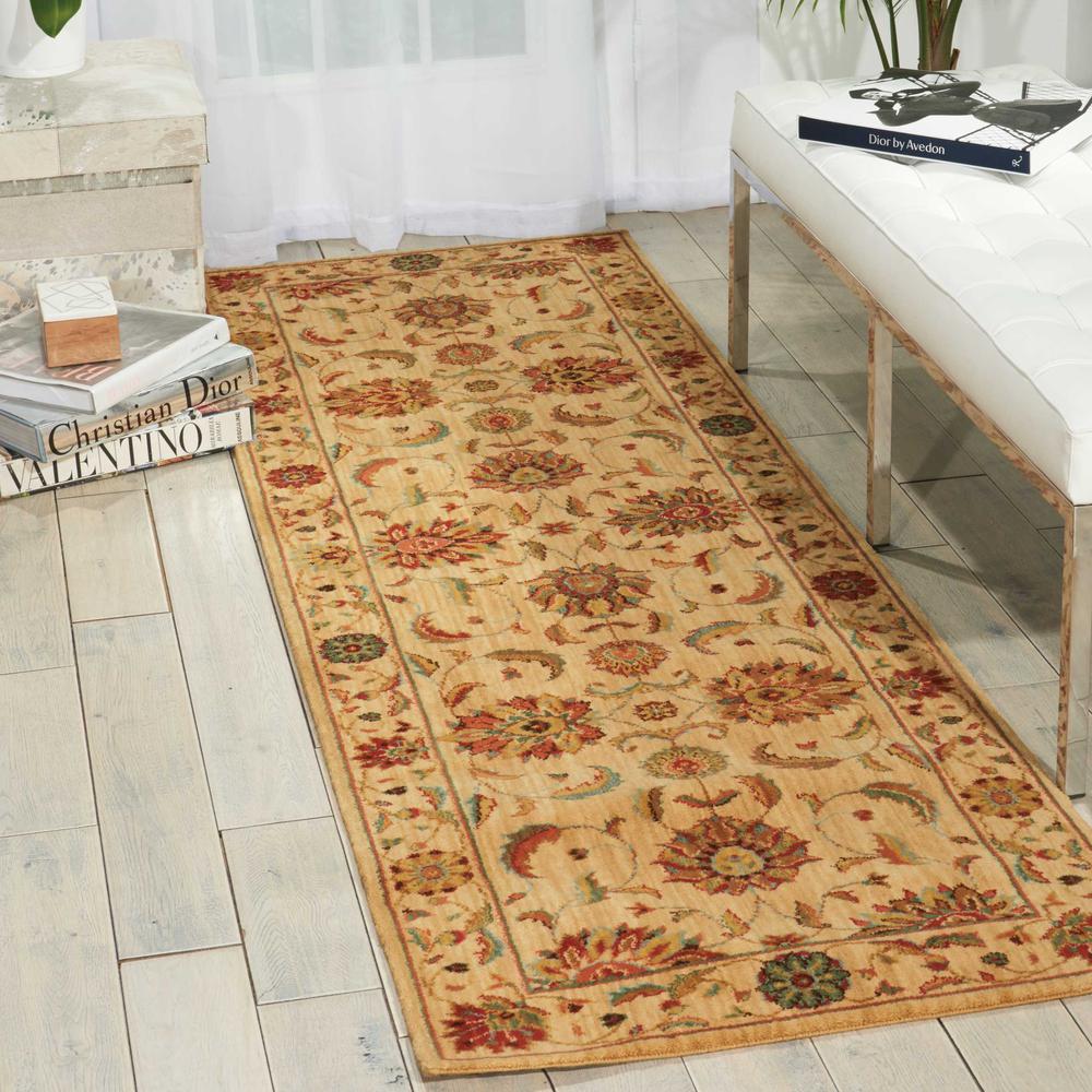 Runner Traditional Machine Made Area Rug. Picture 2