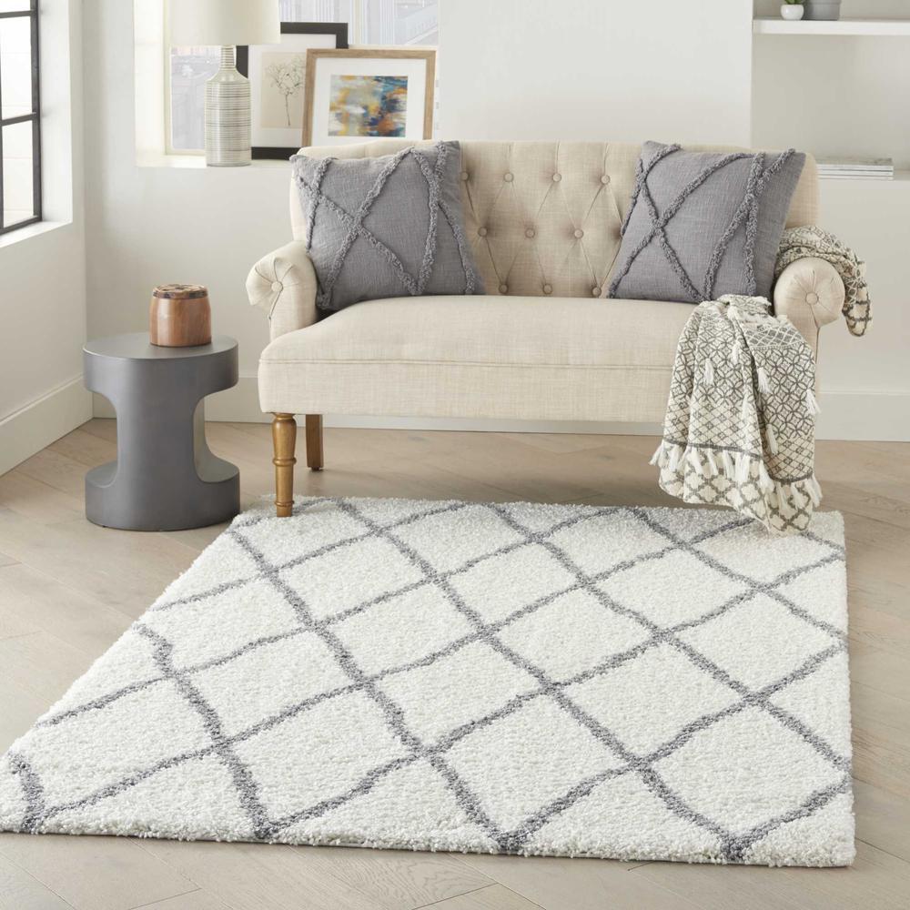 SHI02 Shangri-La Ivory/Light Grey Area Rug- 5' x 7'. Picture 9