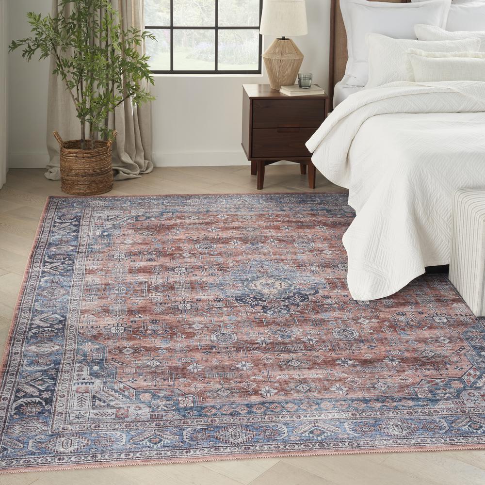 Vintage Rectangle Area Rug, 5' x 7'. Picture 3
