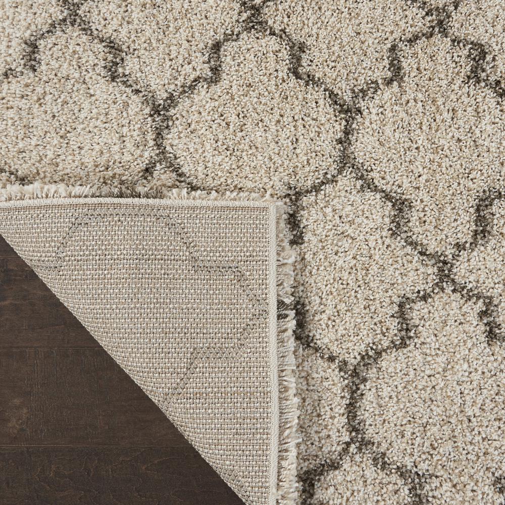 Amore Area Rug, Cream, 3'11" x 5'11". Picture 3