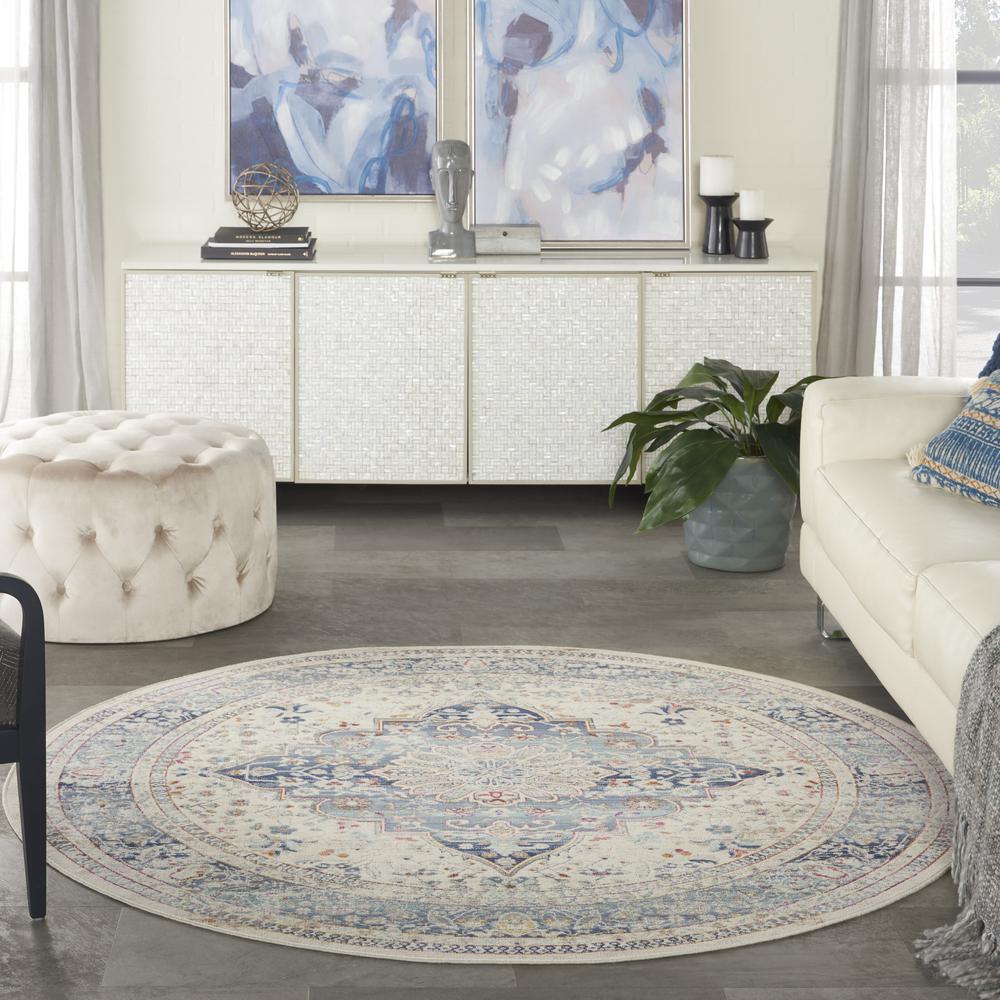 Vintage Round Area Rug, 6' x Round. Picture 9