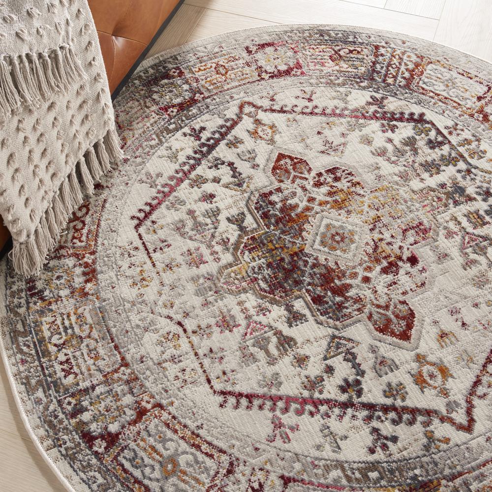 Vintage Round Area Rug, 4' x Round. Picture 8