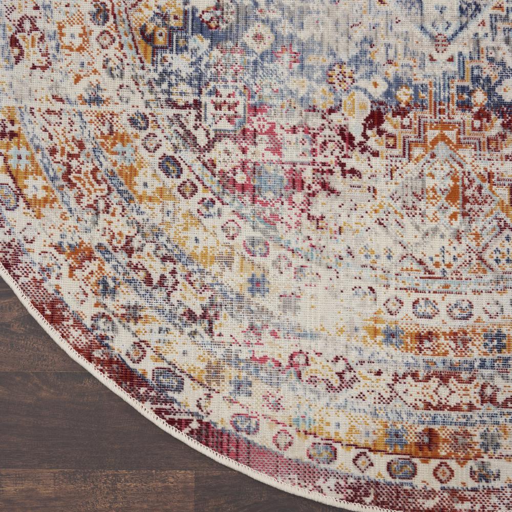 Vintage Round Area Rug, 4' x Round. Picture 5