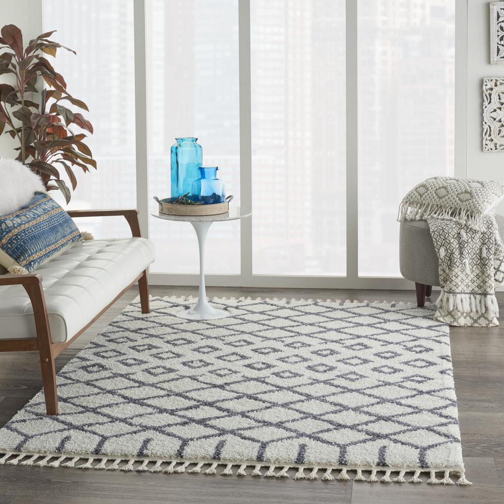 Moroccan Shag Area Rug, White, 5'3" x 7'11". Picture 9