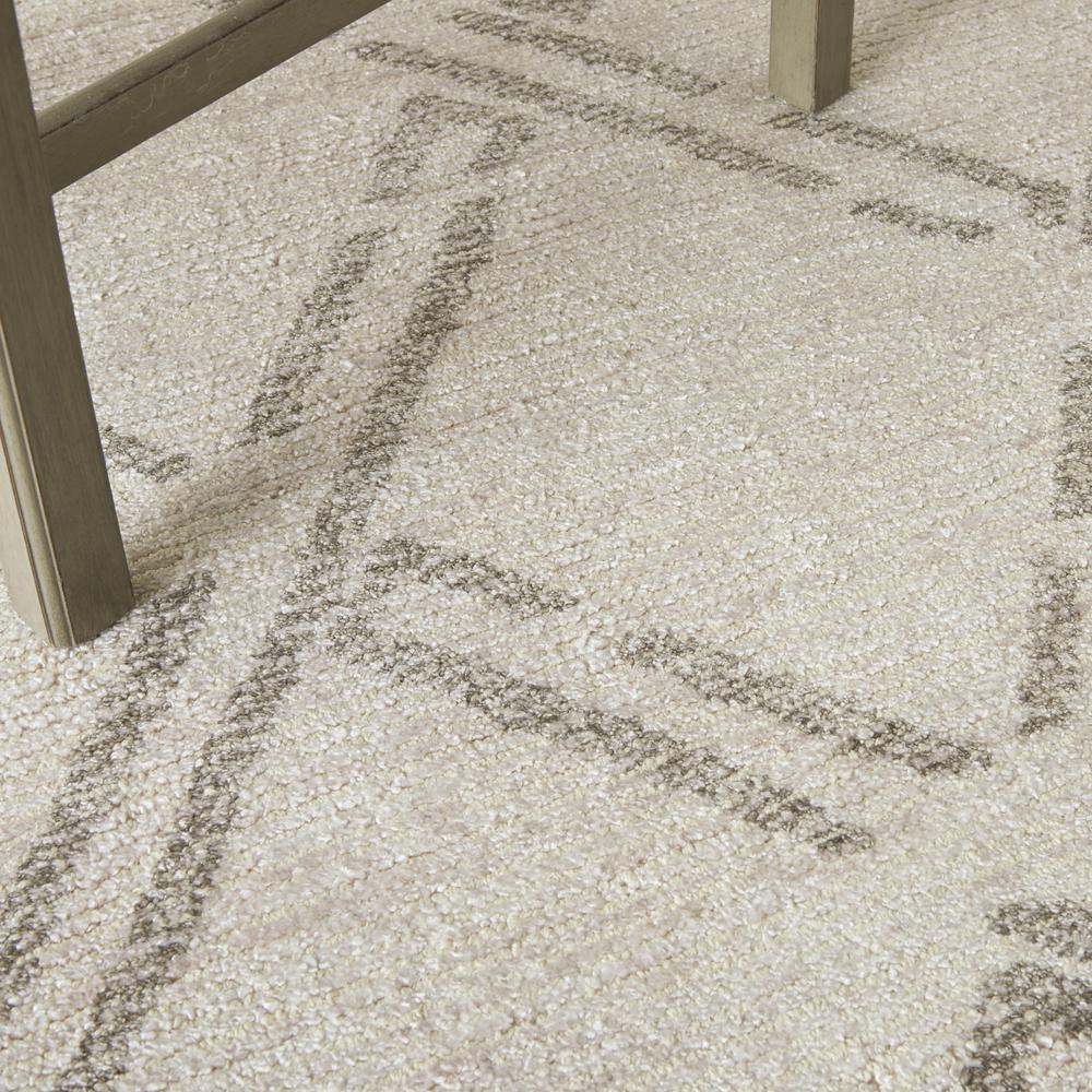 Nourison Venosa Area Rug, Ivory/Grey, 3'9" x 5'9", VSN01. Picture 8