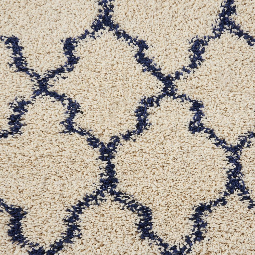 Amore Area Rug, Ivory/Blue, 3'11" x 5'11". Picture 6