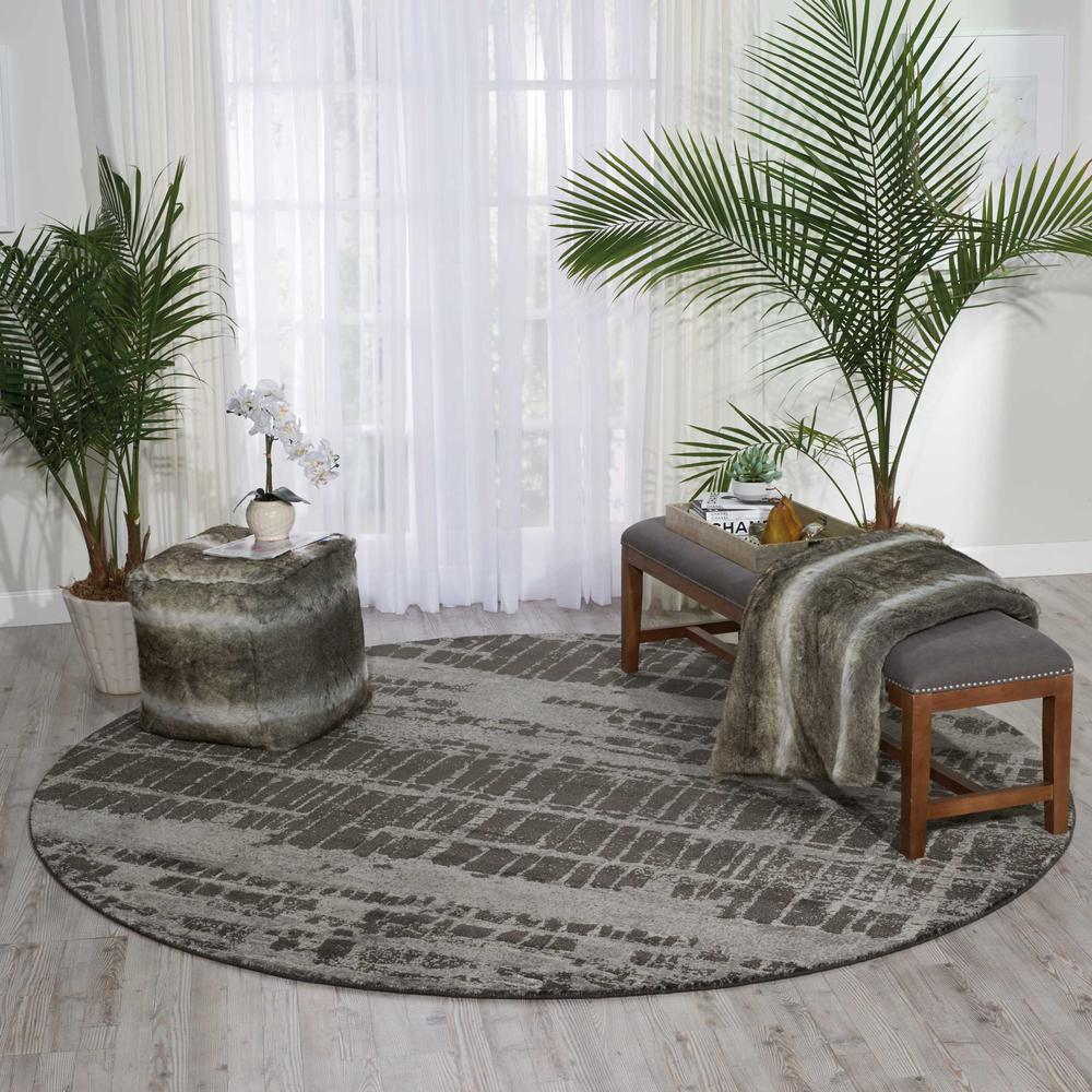 Modern Round Area Rug, 8' x Round. Picture 2