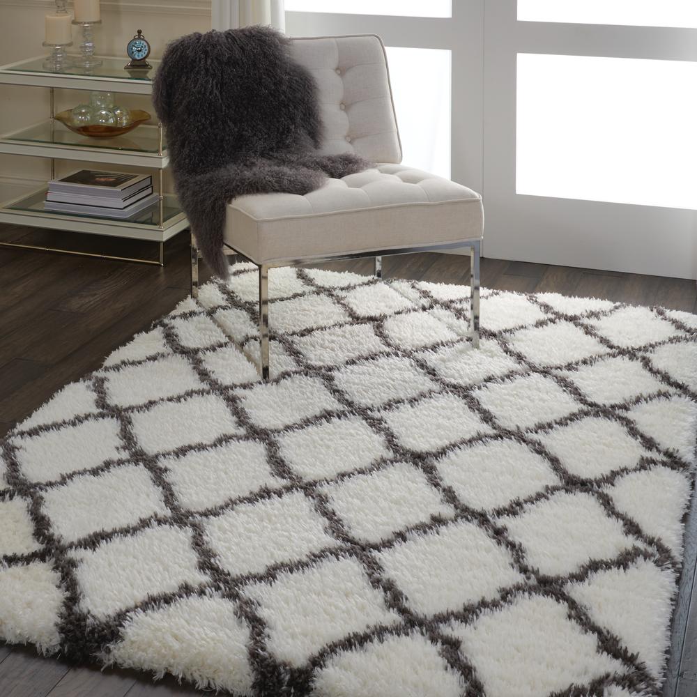 Shag Rectangle Area Rug, 4' x 6'. Picture 9