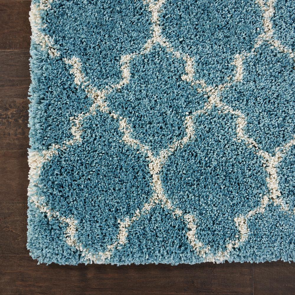 Amore Area Rug, Aqua, 3'11" x 5'11". Picture 4