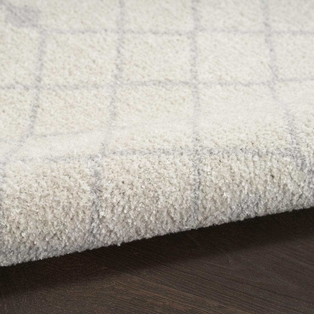Bohemian Rectangle Area Rug, 4' x 6'. Picture 7