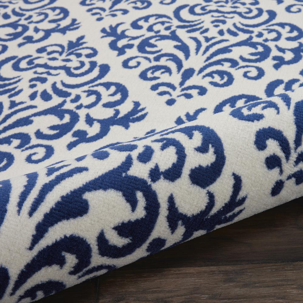 Transitional Rectangle Area Rug, 4' x 6'. Picture 7