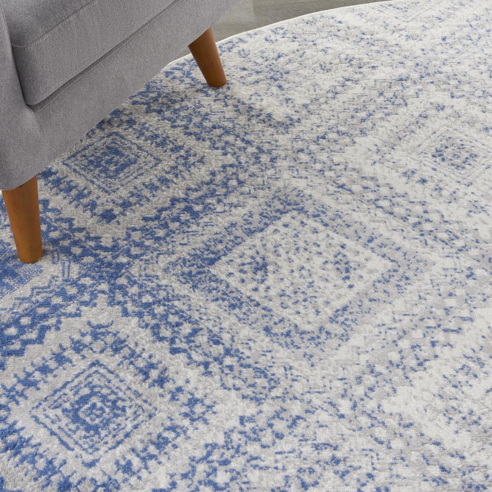 Bohemian Round Area Rug, 8' x Round. Picture 9
