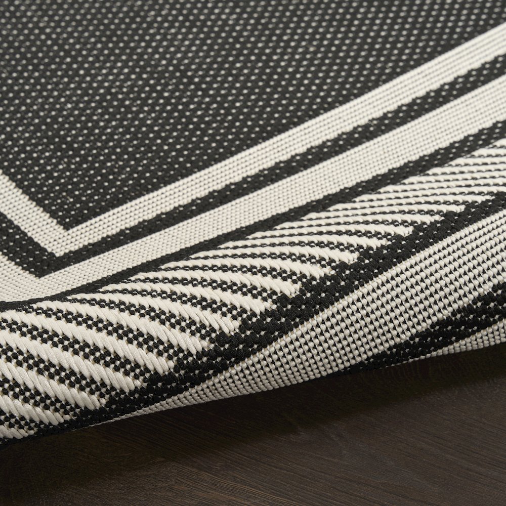 Nourison Home Horizon Indoor/Outdoor Area Rug. Picture 7