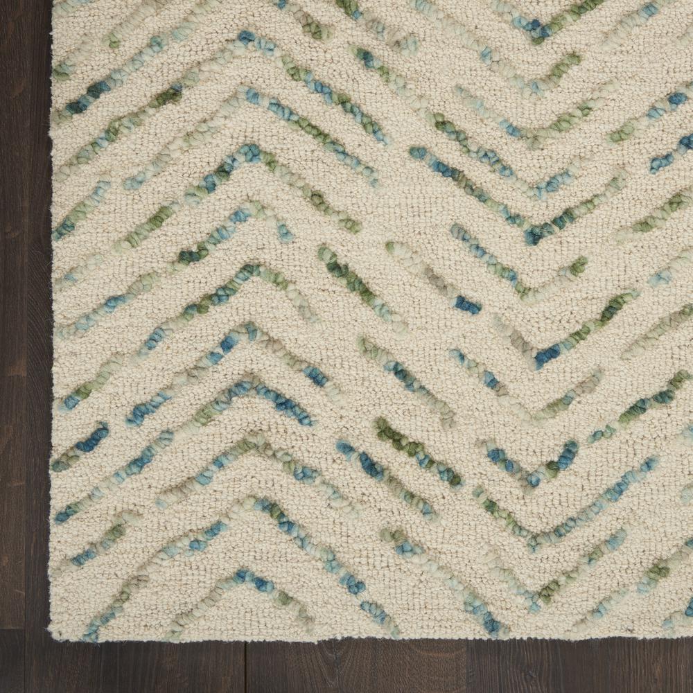 Modern Rectangle Area Rug, 5' x 7'. Picture 4